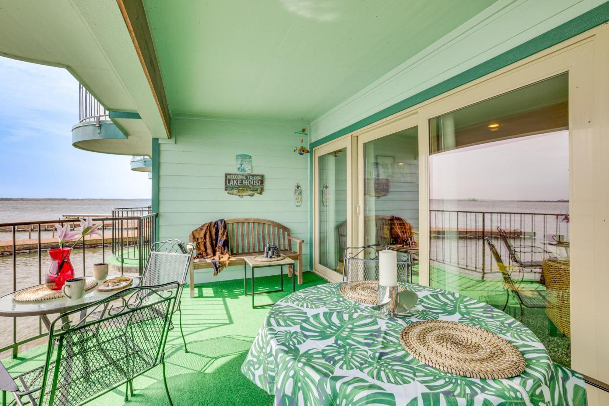 Resort-Style Lake Conroe Retreat With Balcony And View Willis Exterior photo